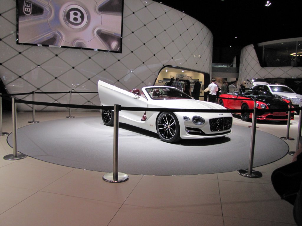 bentleyexp12speed6e144.jpg