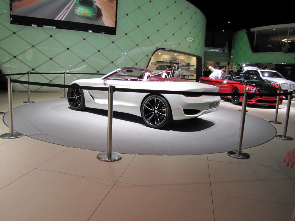 bentleyexp12speed6e157.jpg