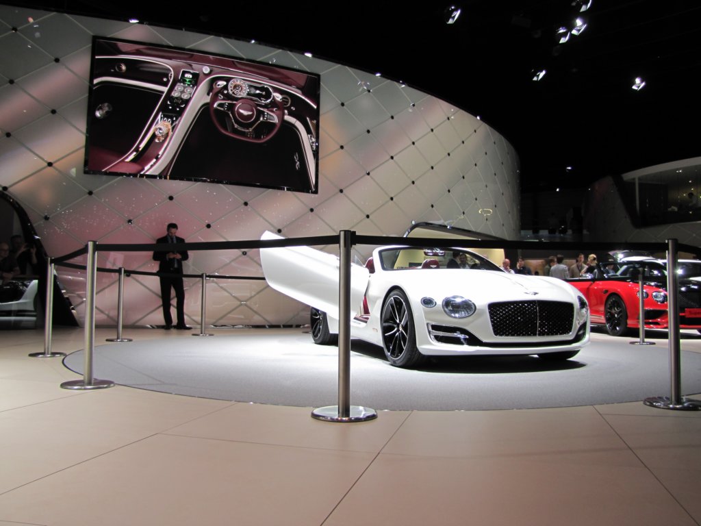 bentleyexp12speed6e50.jpg