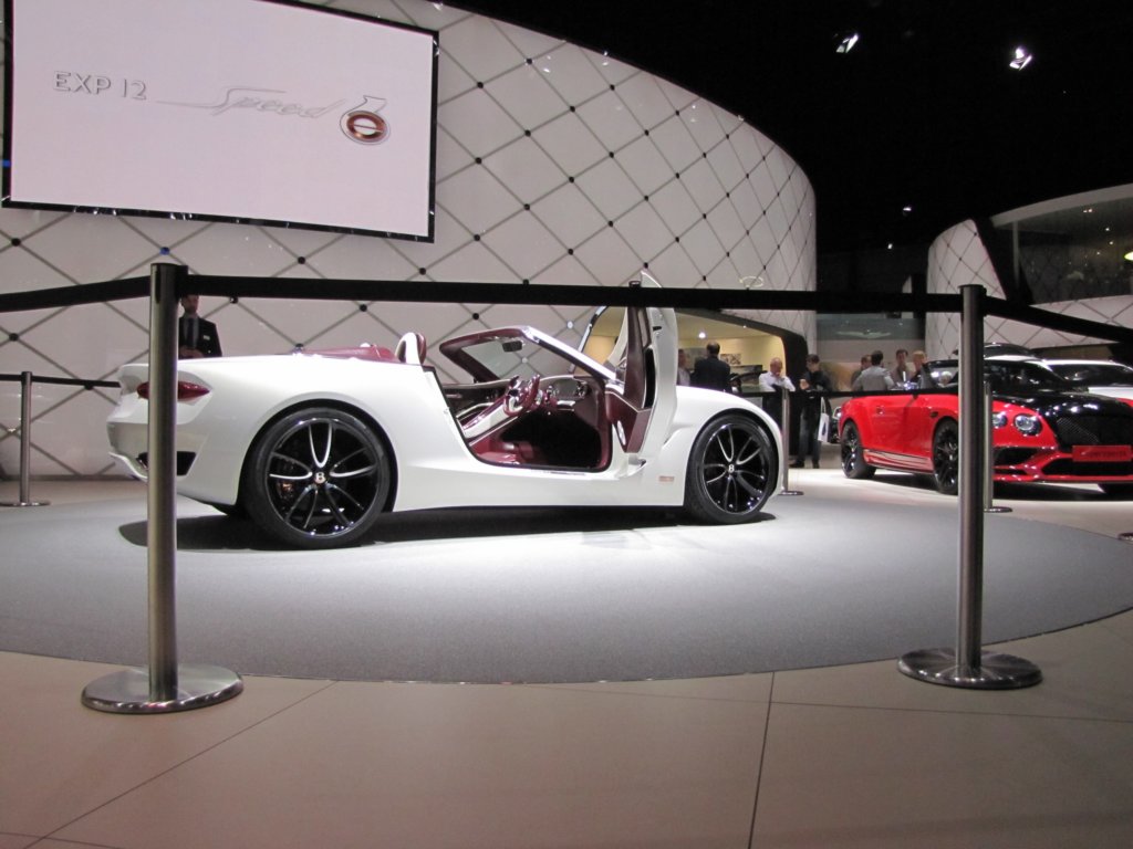 bentleyexp12speed6e66.jpg