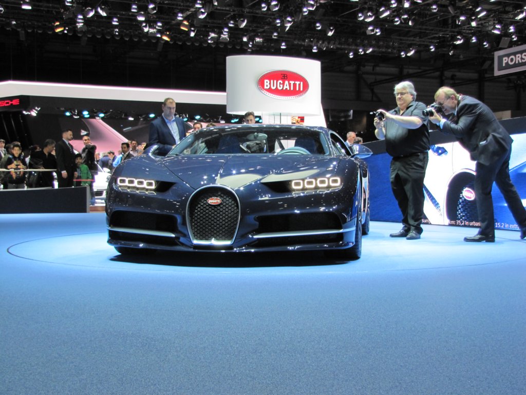 bugattichiron10.jpg