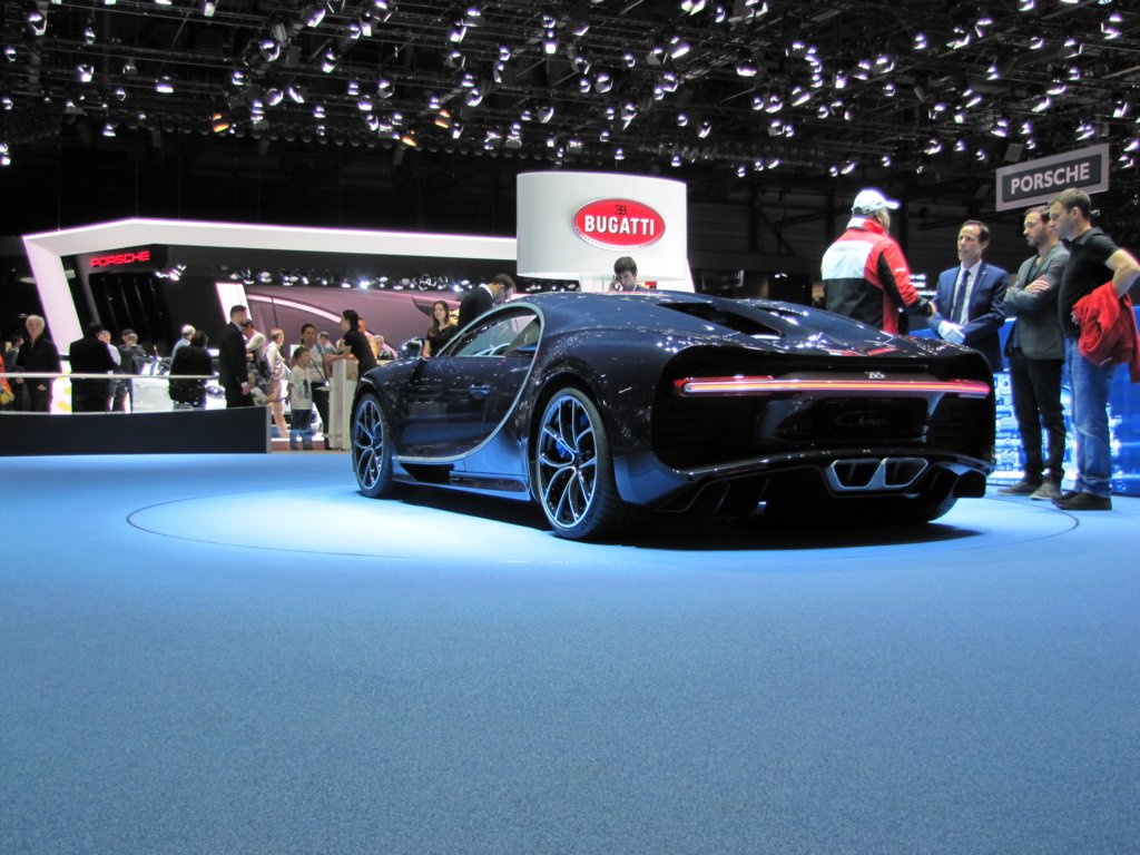 bugattichiron128.jpg