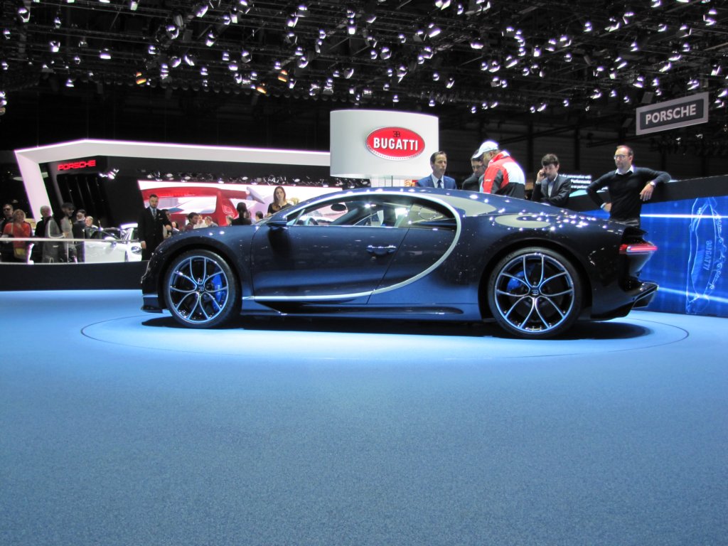 bugattichiron142.jpg