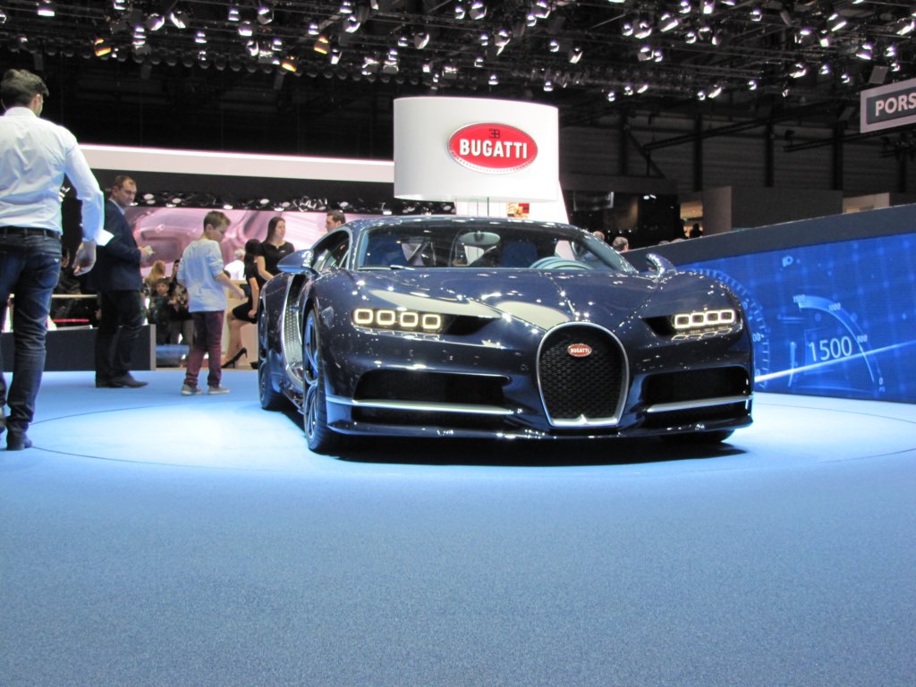 bugattichiron154.jpg