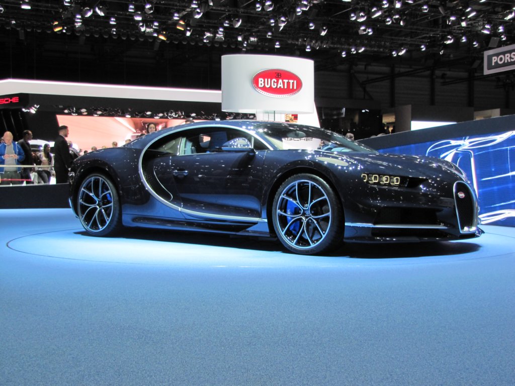 bugattichiron25.jpg