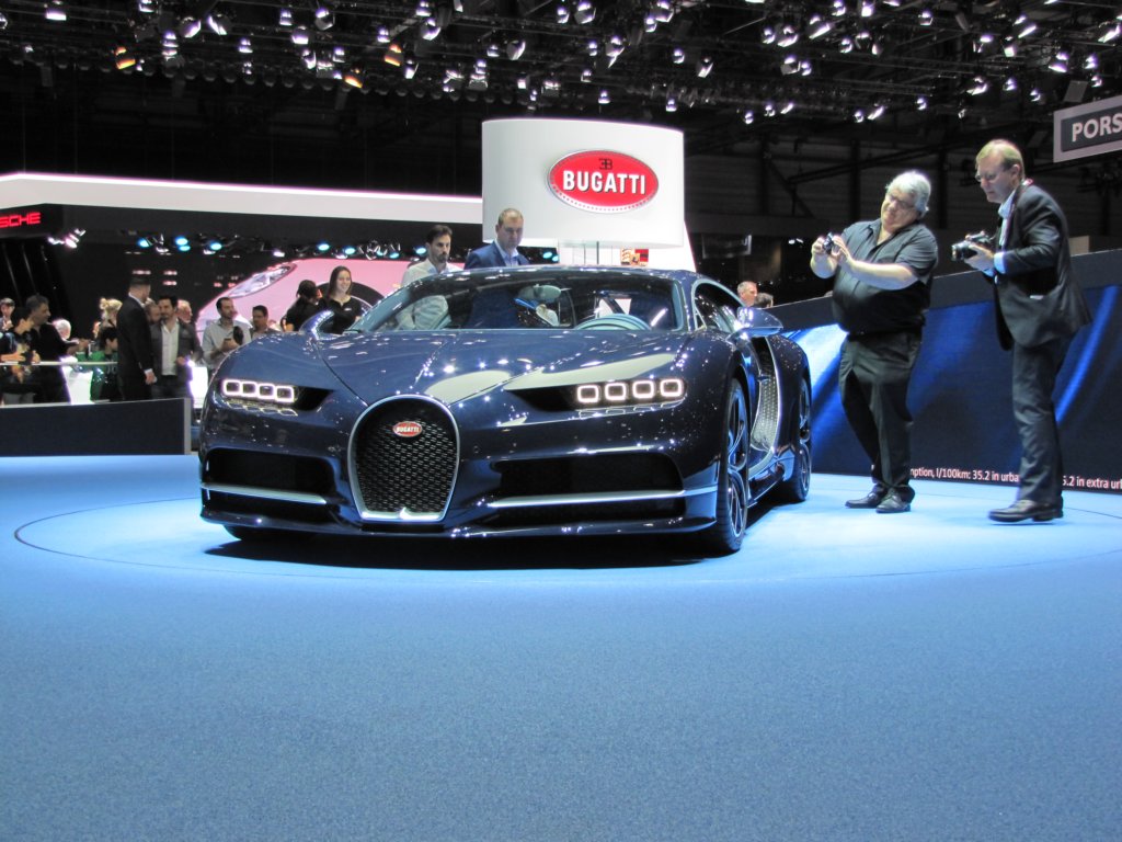 bugattichiron45.jpg