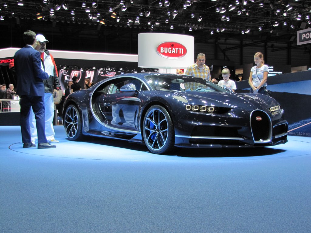 bugattichiron98.jpg