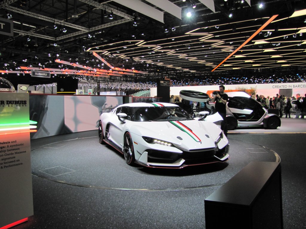 italdesignzerouno22.jpg