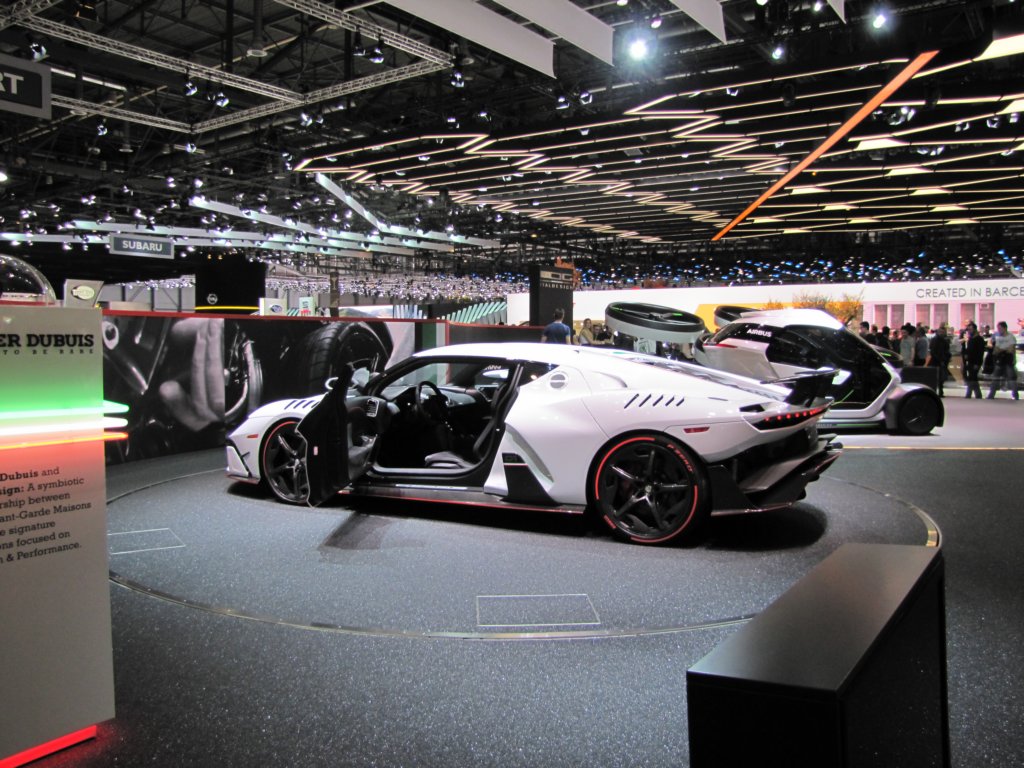 italdesignzerouno30.jpg