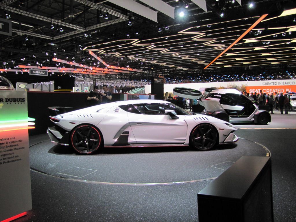 italdesignzerouno54.jpg