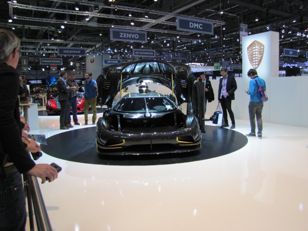 koenigseggagerarsgryphon26.jpg