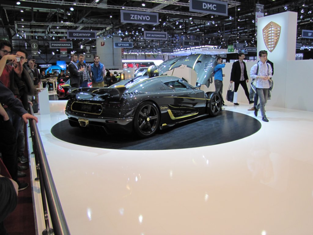 koenigseggagerarsgryphon43.jpg