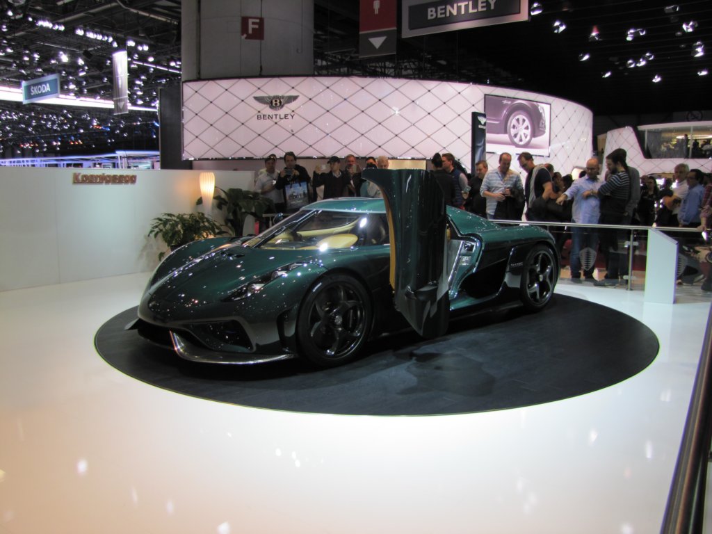 koenigseggregera31.jpg