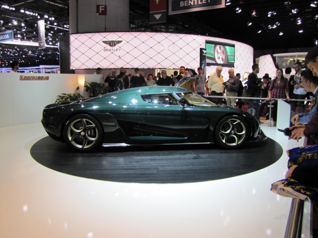 koenigseggregera47.jpg