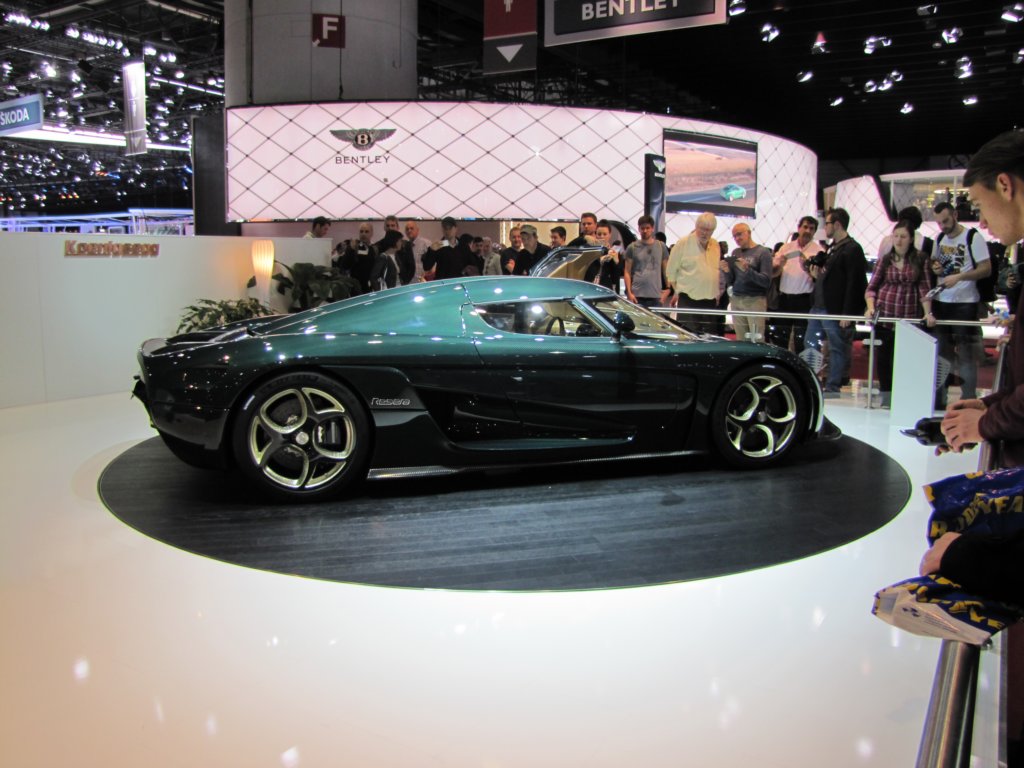 koenigseggregera50.jpg