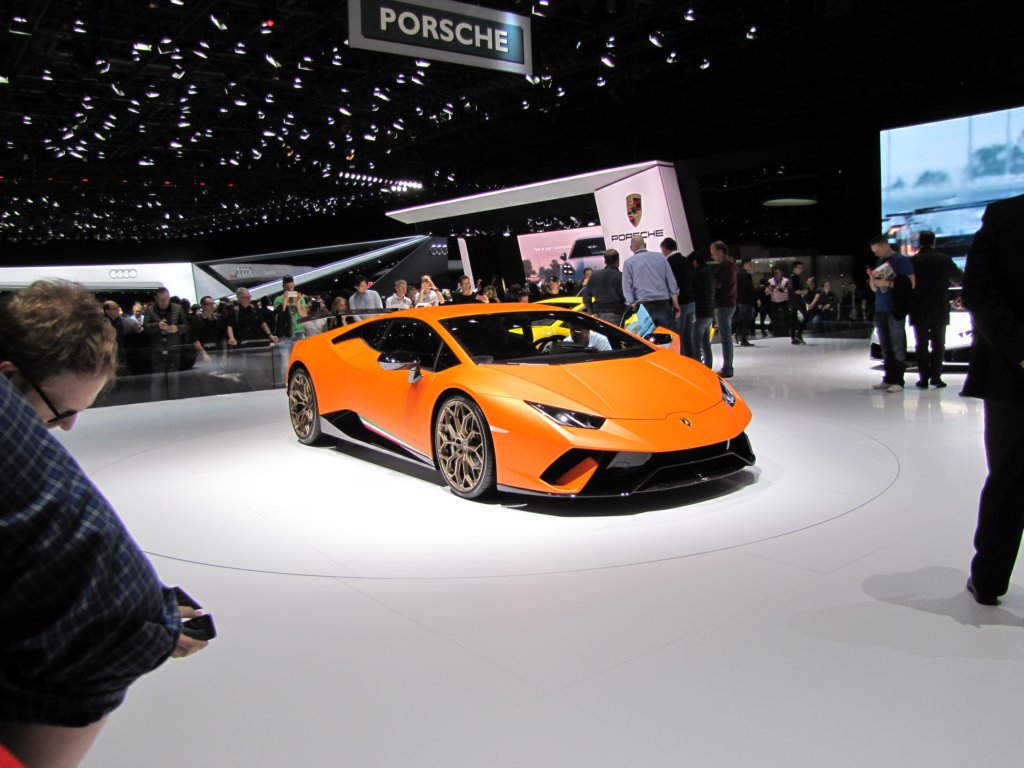 lamborghinihuracnperformante38.jpg