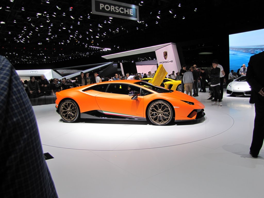 lamborghinihuracnperformante43.jpg