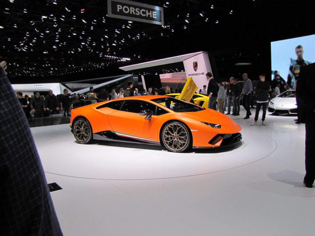 lamborghinihuracnperformante45.jpg