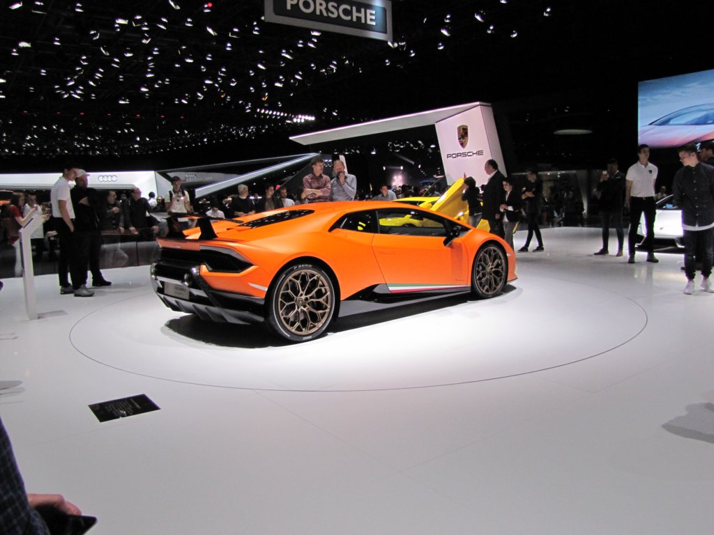 lamborghinihuracnperformante53.jpg