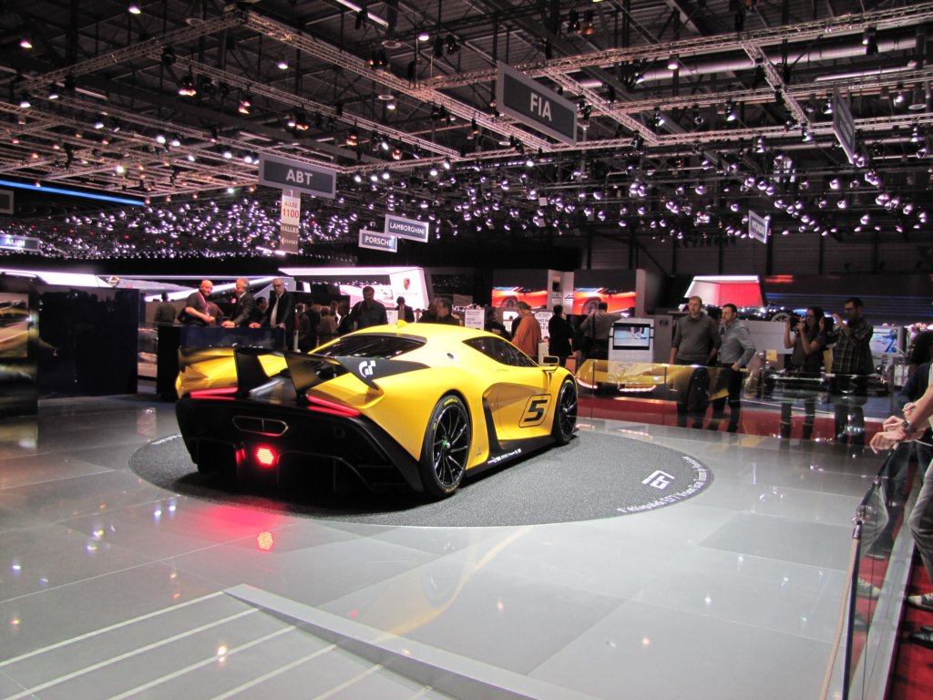pininfarinafittipaldief7visiongranturismo4.jpg