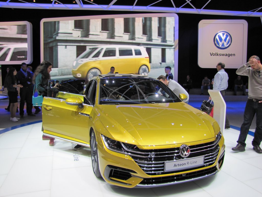 volkswagenarteon33.jpg