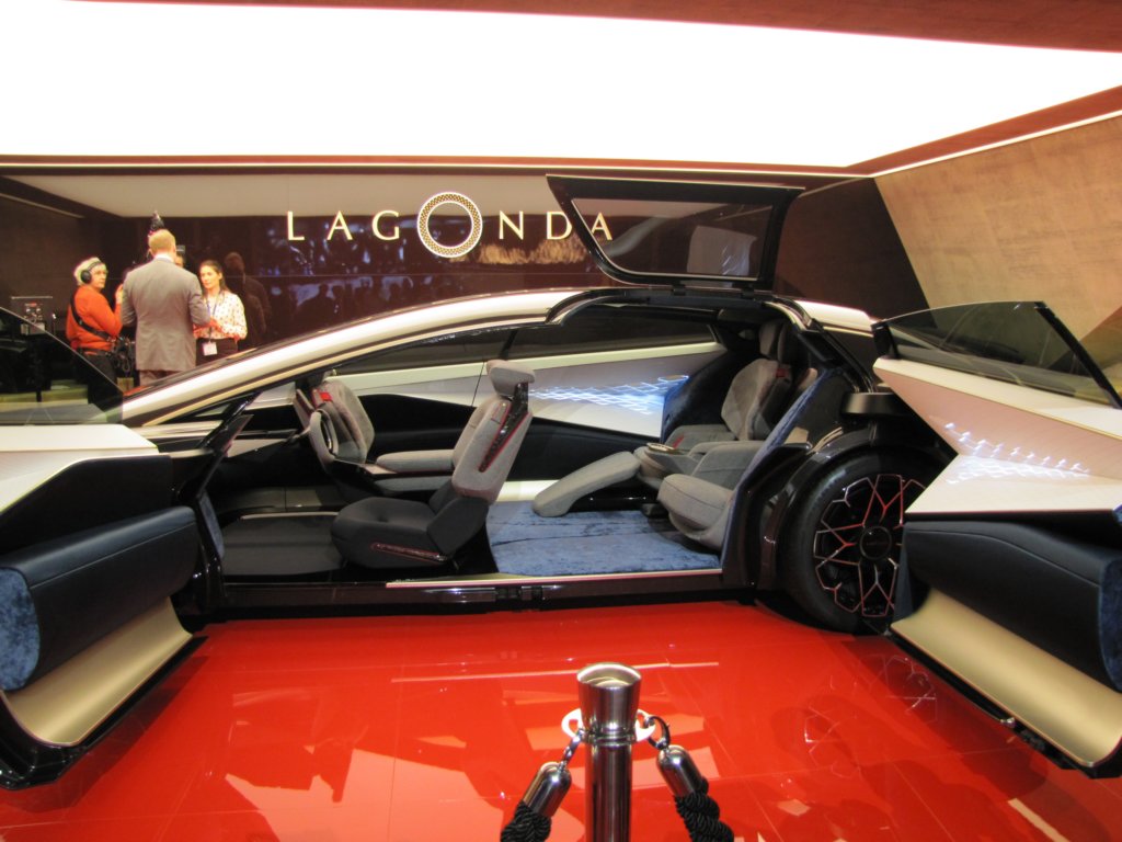 astonmartinlagondavisionconcept.jpg