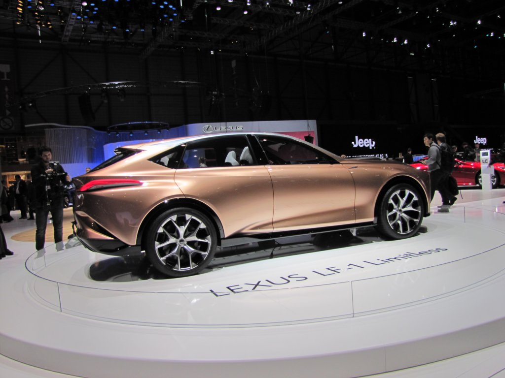 lexuslf1limitless2.jpg