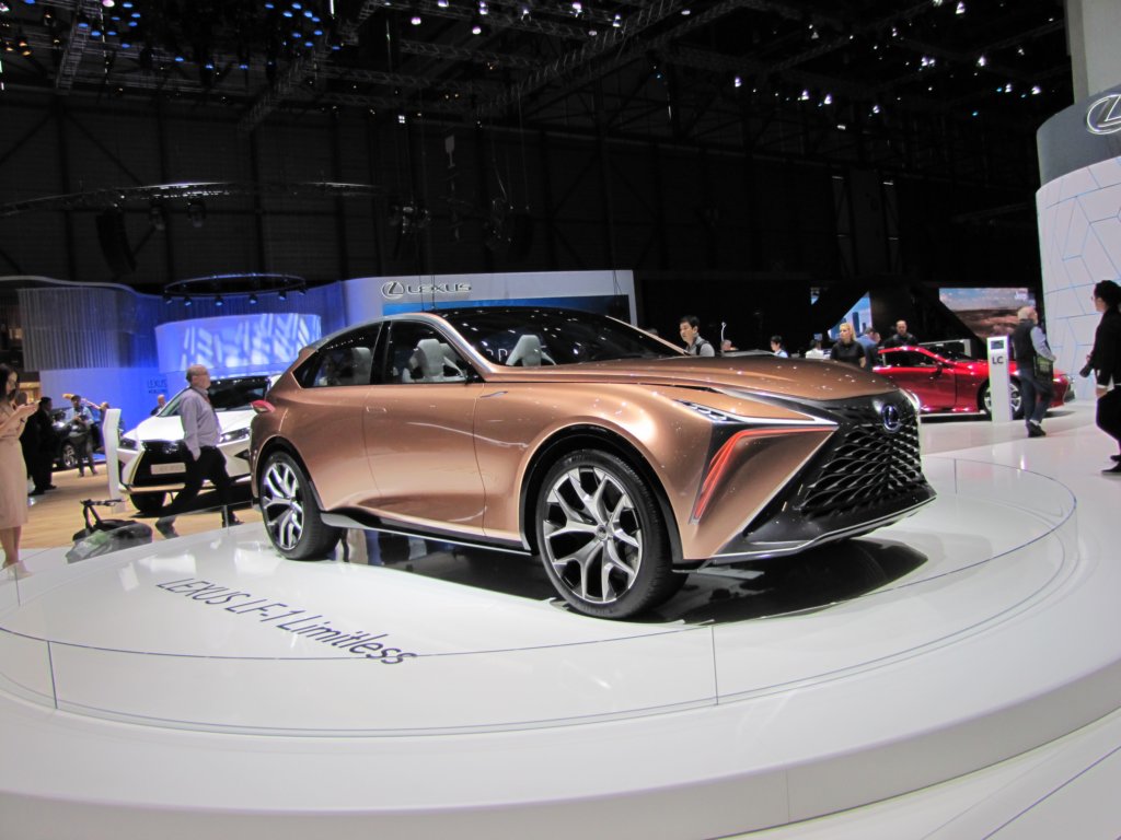 lexuslf1limitless24.jpg