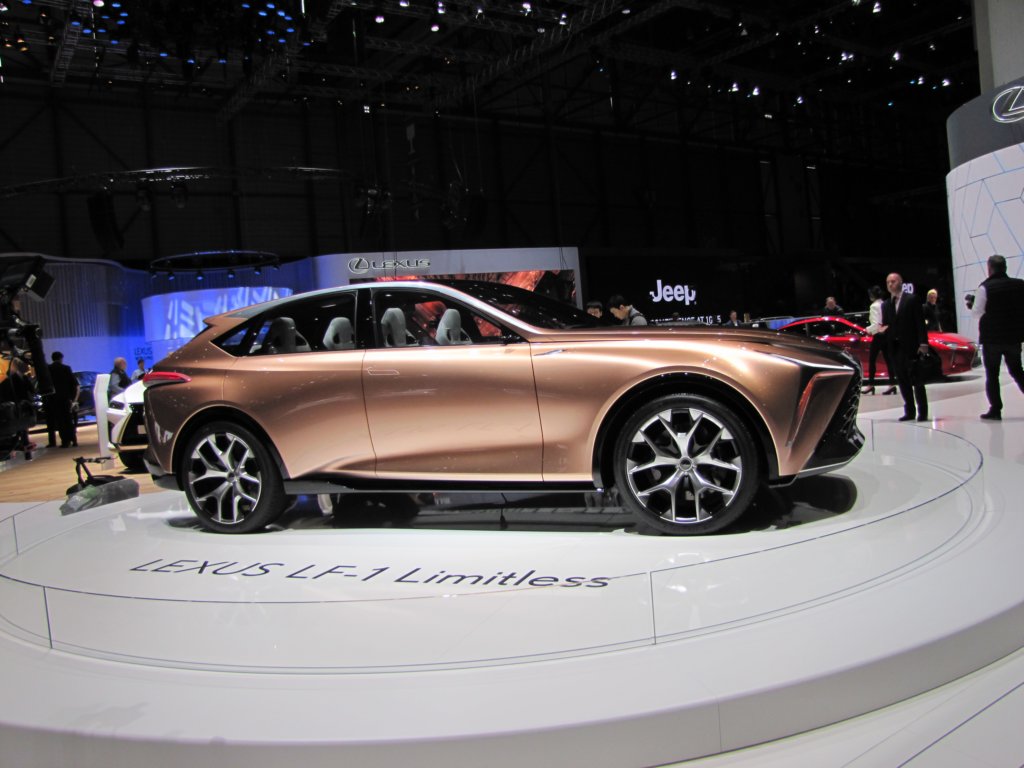 lexuslf1limitless44.jpg