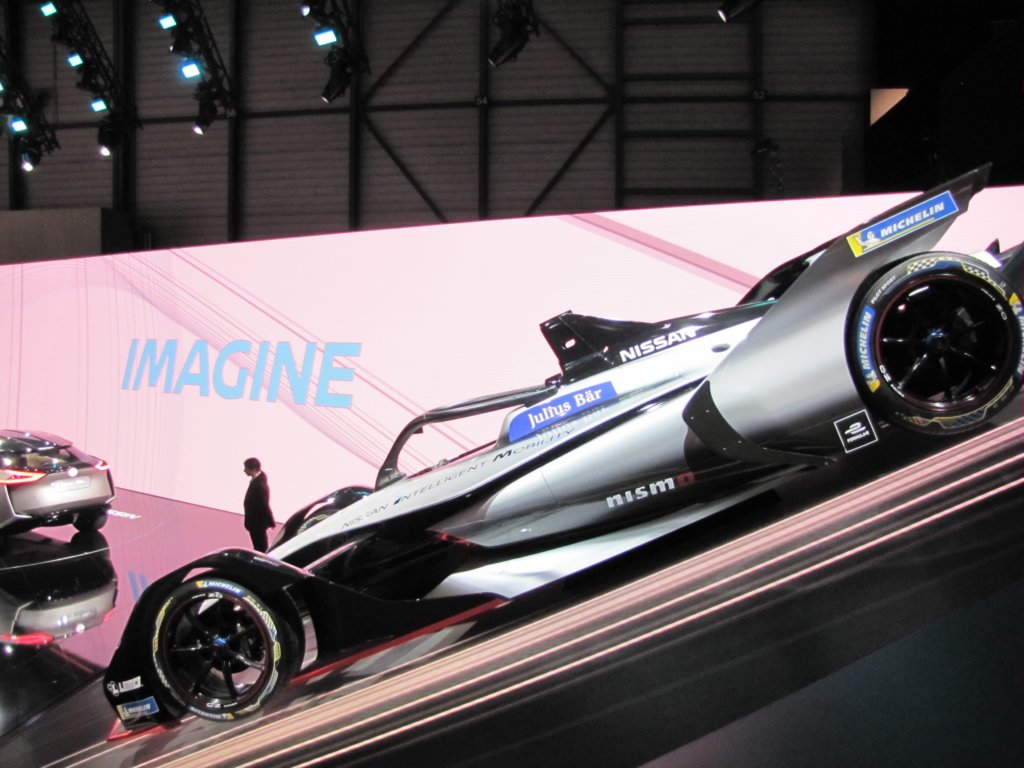 nissanformulae3.jpg