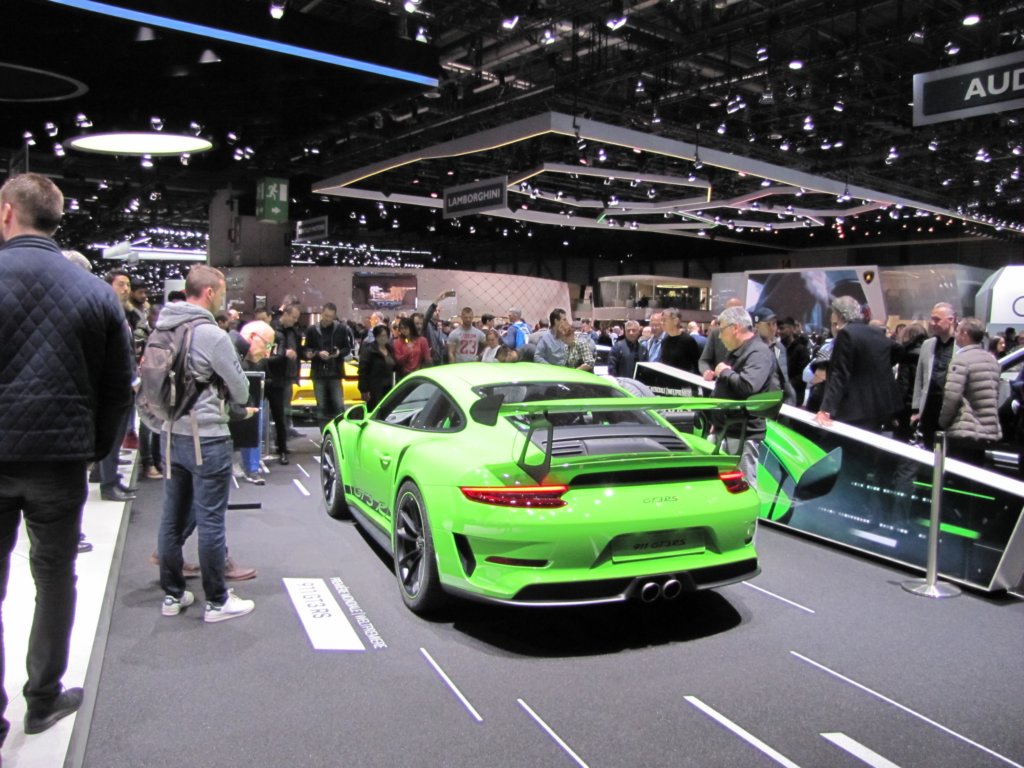 porsche911gt3rs11.jpg