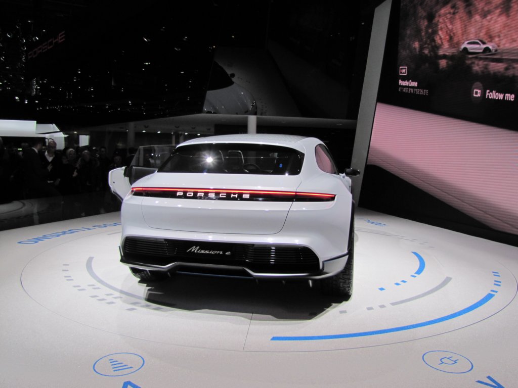 porschemissionecrossturismo6.jpg