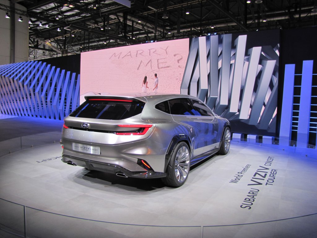subaruvizivtourerconcept9.jpg