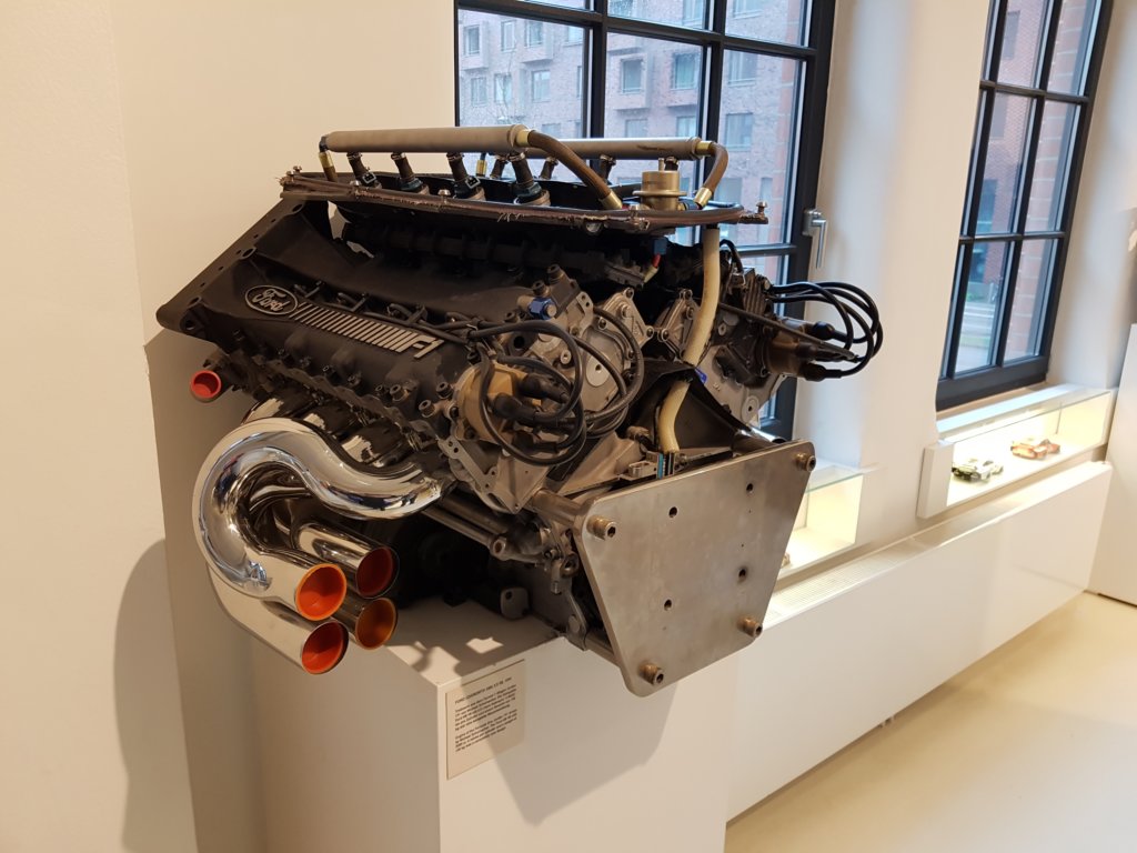 fordcosworthhb435v819913.jpg