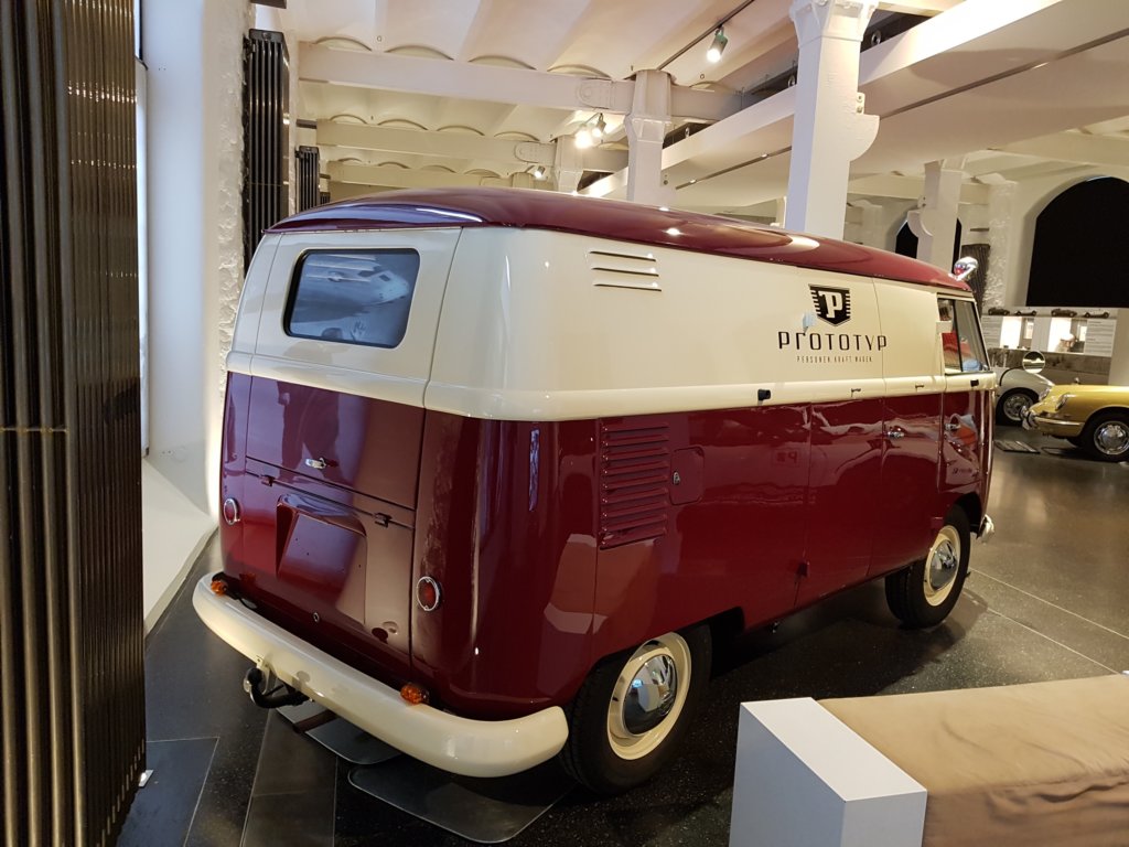 vwtransportert1bulli19582.jpg