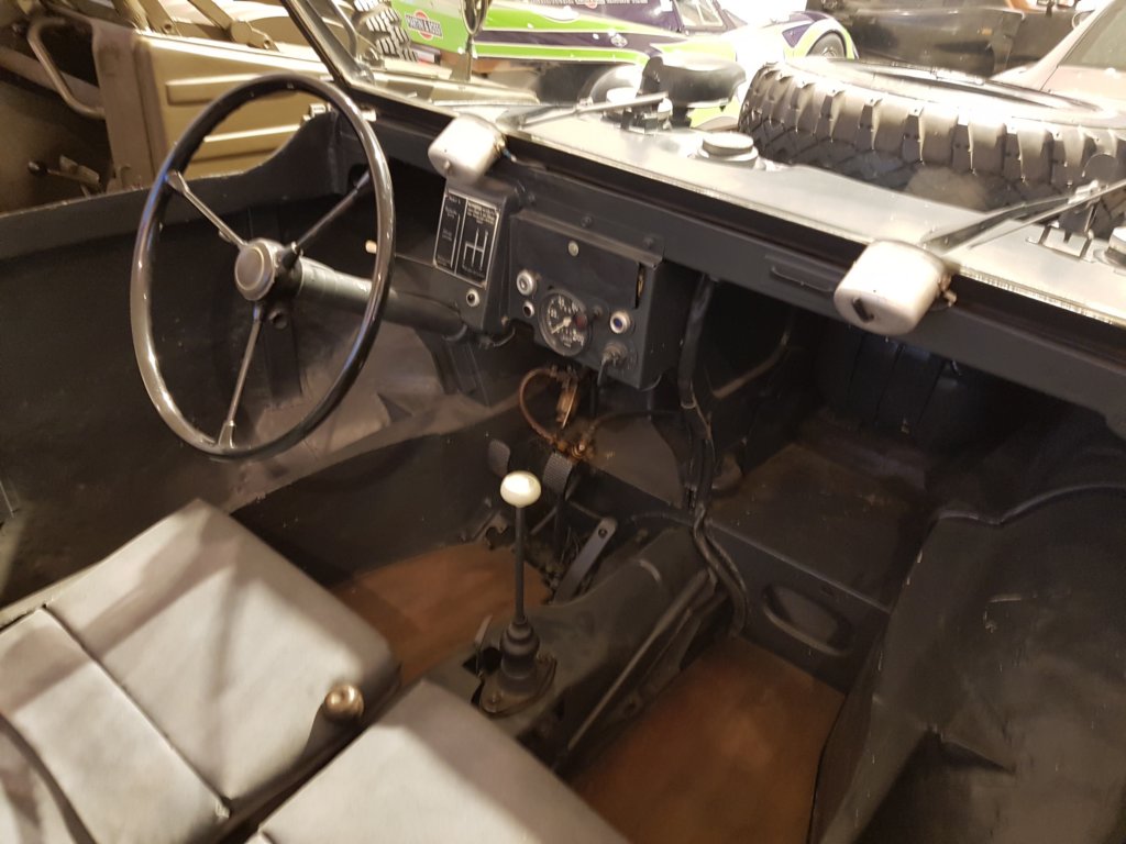 vwtyp166schwimmwagen19422.jpg