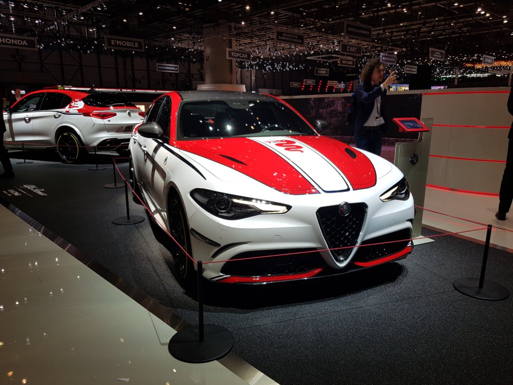 alfaromeoracinggiuliaquadrifoglio2.jpg