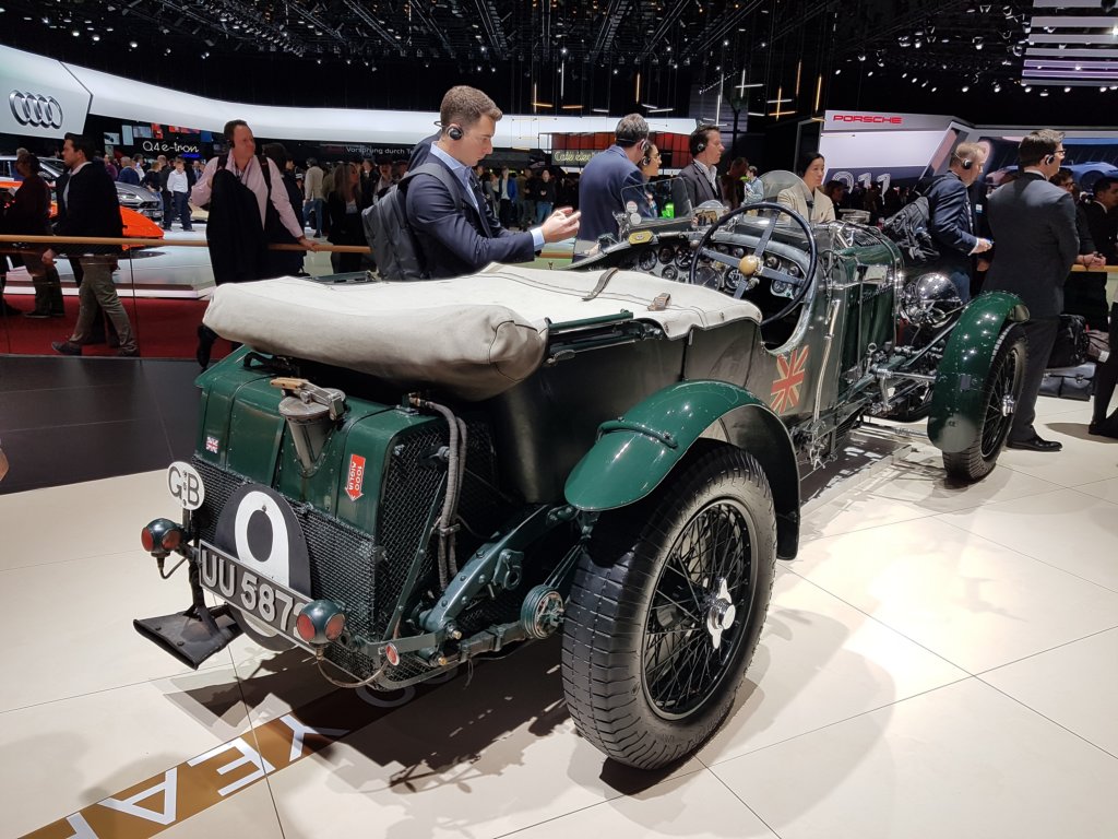 bentley4litrebloweruu5872teamcarno2lemanstourer1929.jpg