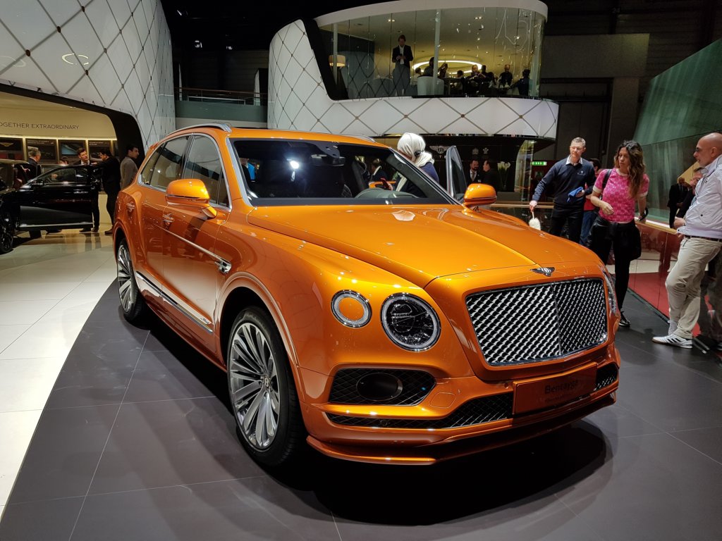 bentleybentayga.jpg