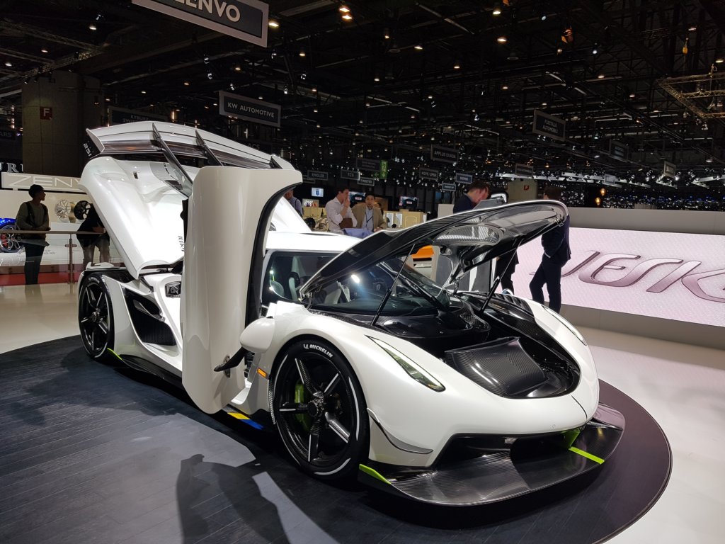 koenigseggjesko7.jpg