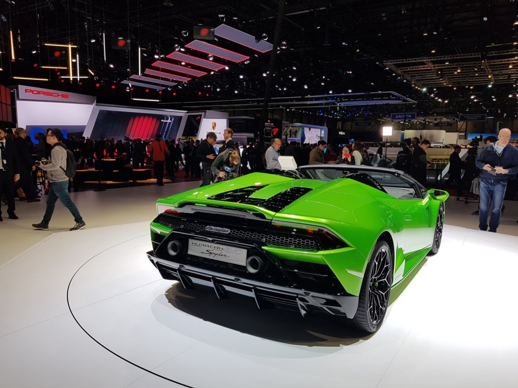 lamborghinihuracnevospyder.jpg