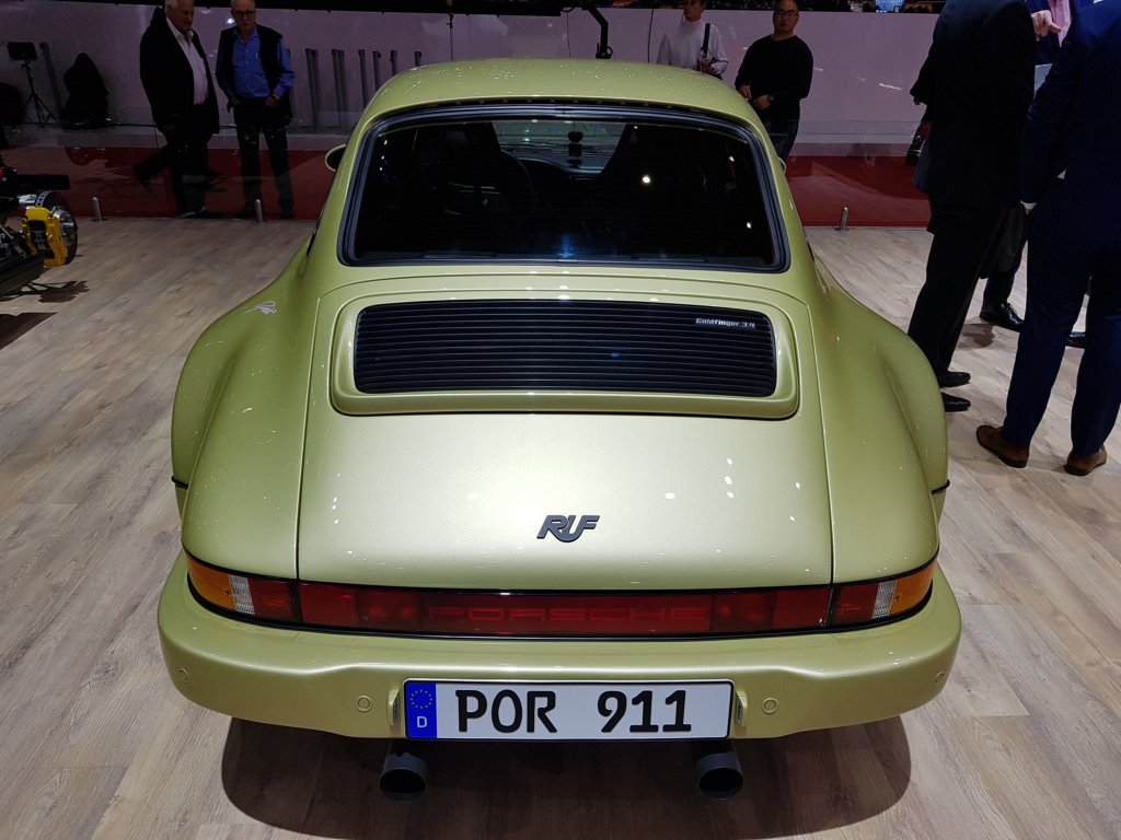 rufporsche911carreragoldfinger34restomod3.jpg