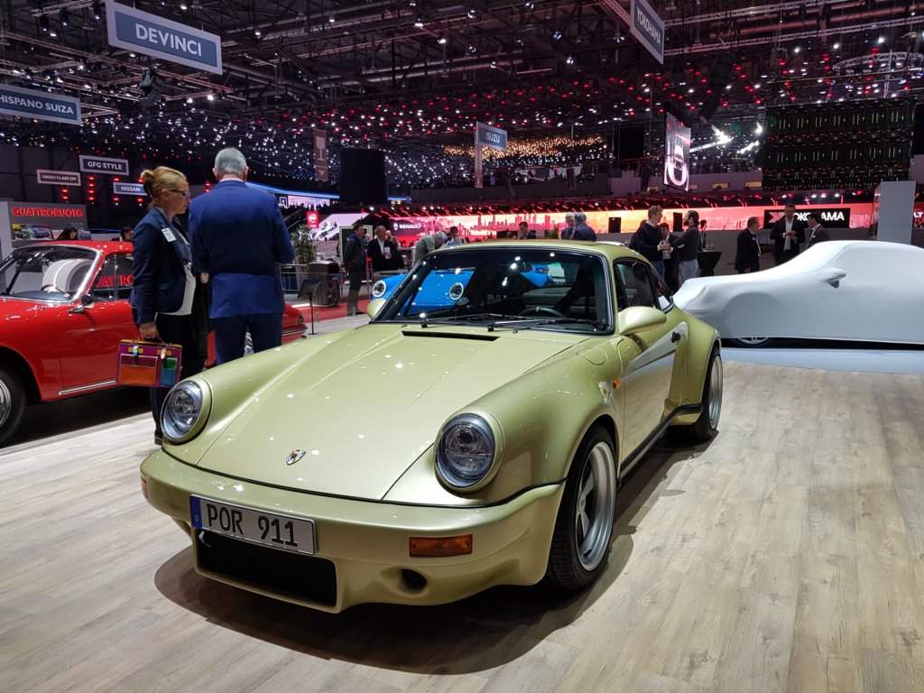 rufporsche911carreragoldfinger34restomod9.jpg