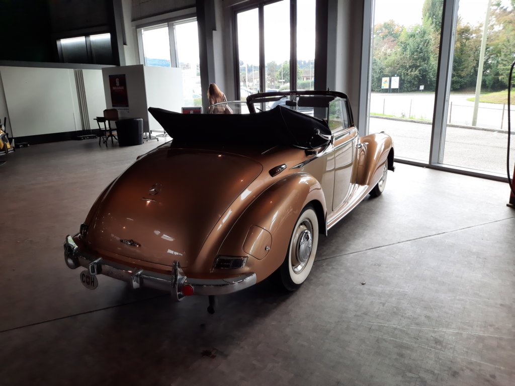 mb220acabriolet19525.jpg