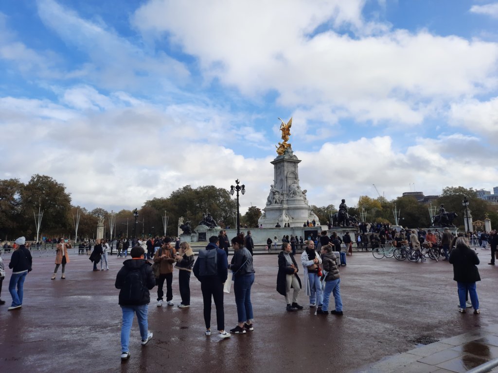 _115400.jpg