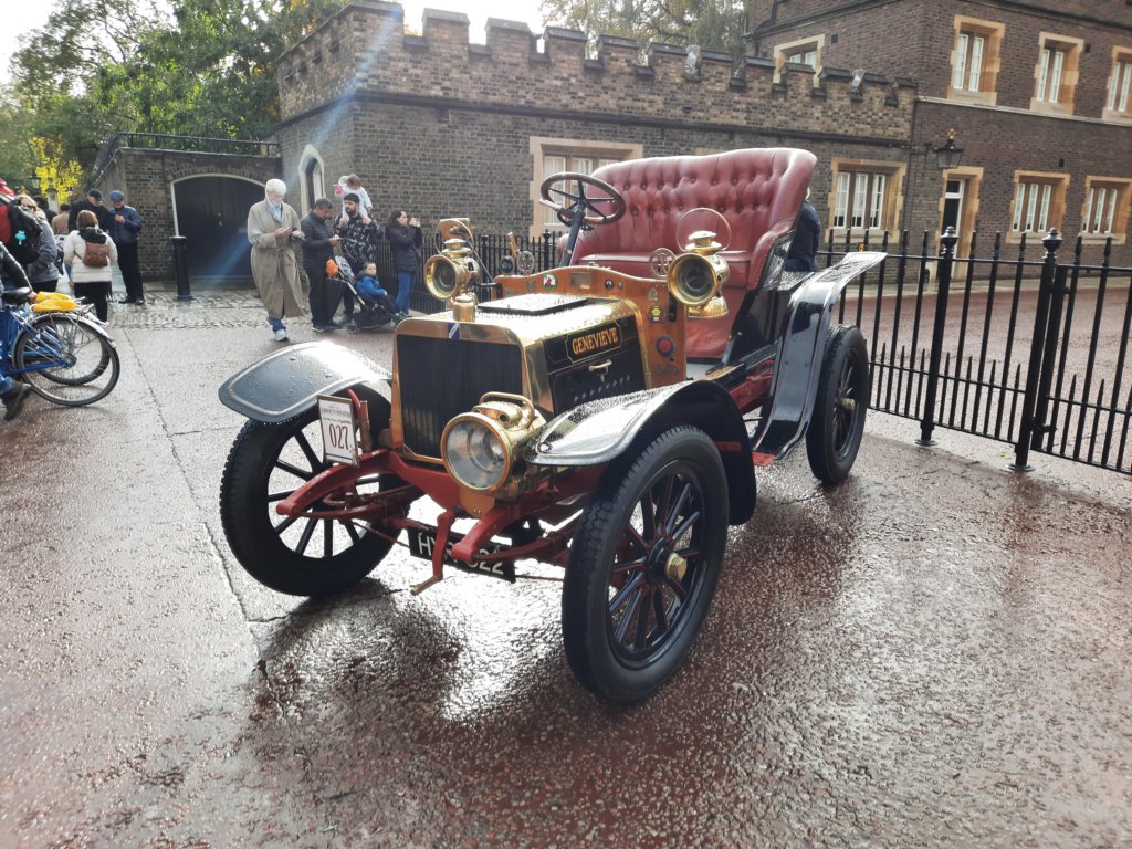 darracqhxr322genevieve3.jpg