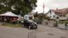 dsc00425_small.jpg