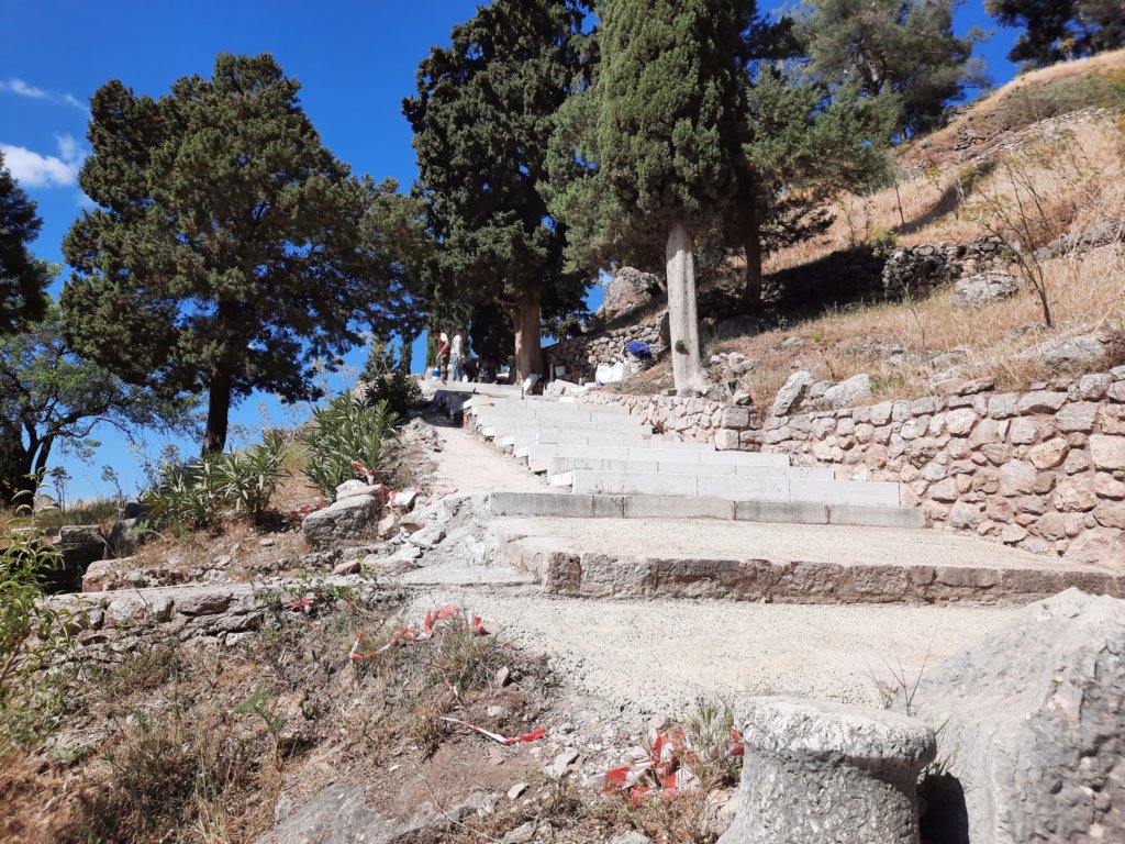 _103840.jpg
