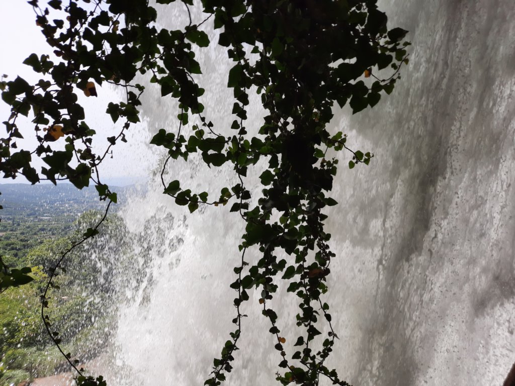 _120053.jpg