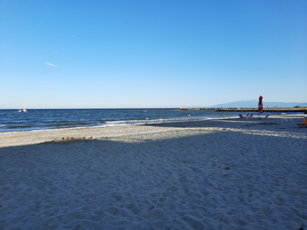 _190044.jpg